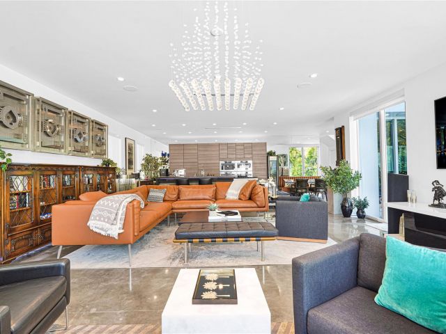 Home for sale at 1312 SE 2nd St - photo 6010571