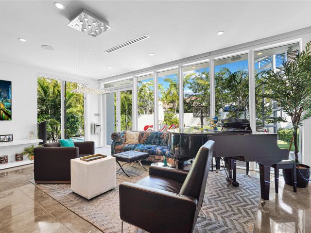 Home for sale at 1312 SE 2nd St - photo 6010572