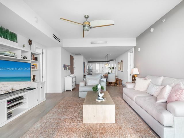 Apartment for sale  Unit #1205 - photo 5902717