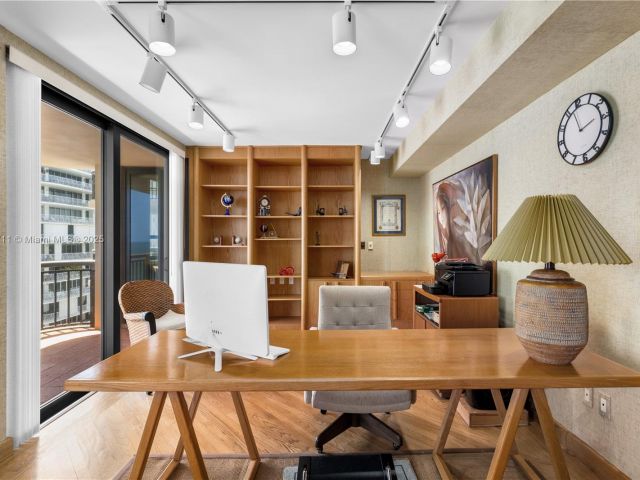 Apartment for sale  Unit #1401 & 1402 (Double) - photo 5911505