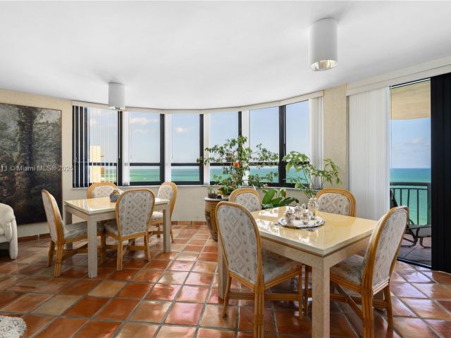 Apartment for sale  Unit #1401 & 1402 (Double) - photo 5911515