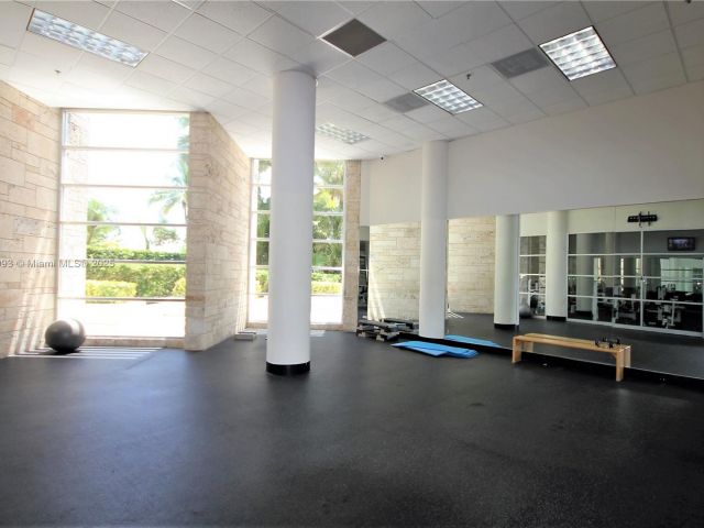 Apartment for rent  Unit #924 - photo 5906831