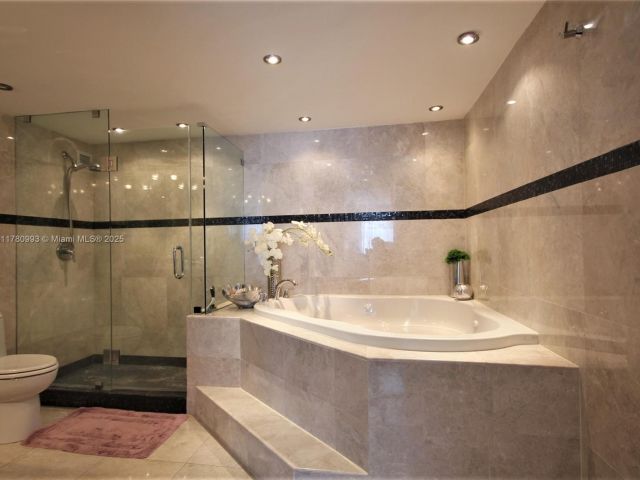 Apartment for rent  Unit #924 - photo 5906836