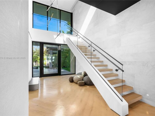 Home for sale at 247 E Rivo Alto Dr - photo 7439928