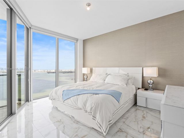 Apartment for sale  Unit #4104 - photo 5925584