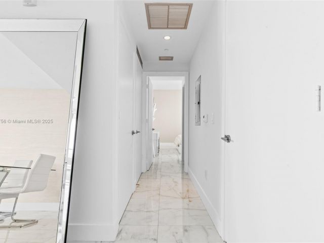 Apartment for sale  Unit #4104 - photo 5925593