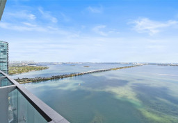 Apartment #4104 at Biscayne Beach