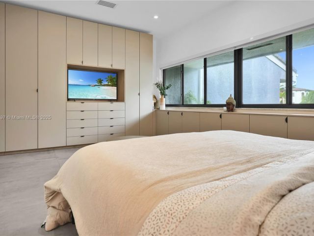 Home for sale at 311 Poinciana Dr 801 - photo 5929584