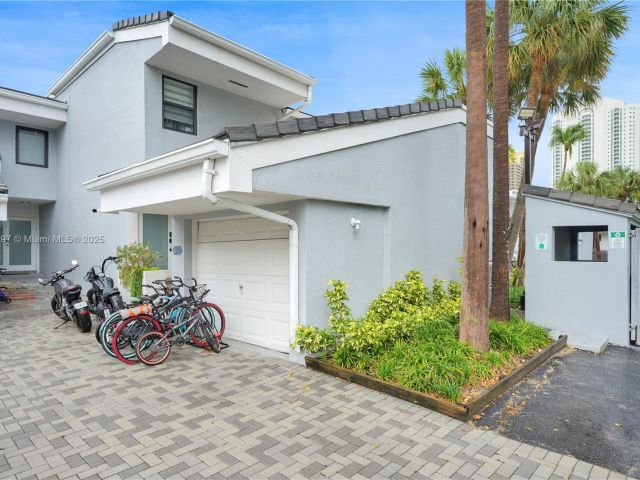 Home for sale at 311 Poinciana Dr 801 - photo 5929601