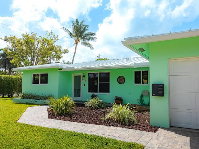 Home for sale at 1924 NE 18th St - photo 5906343