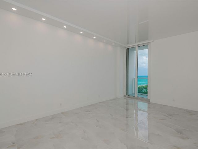 Apartment for sale  Unit #PH25 - photo 5921843