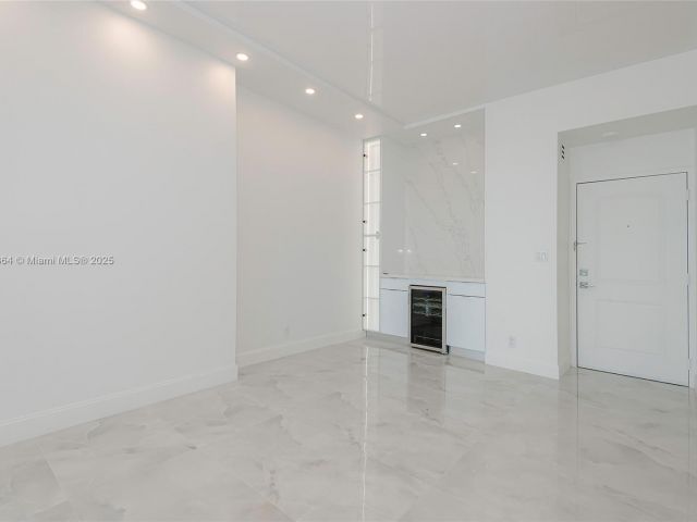 Apartment for sale  Unit #PH25 - photo 5921852