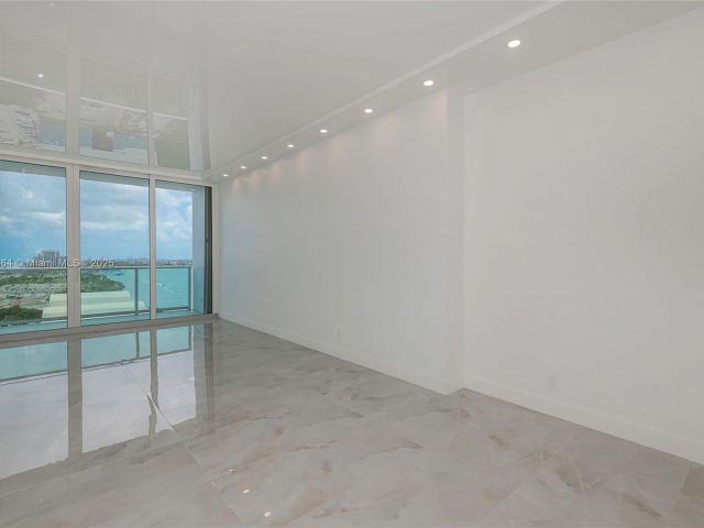 Apartment for sale  Unit #PH25 - photo 5921859