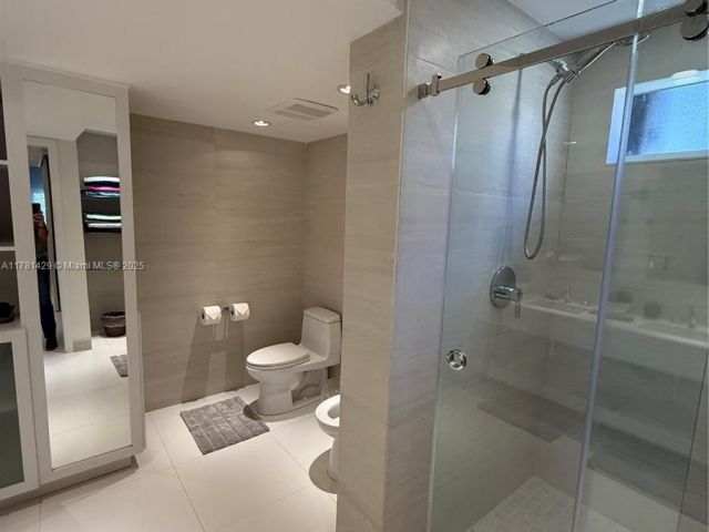 Apartment for rent  Unit #221 - photo 5925880