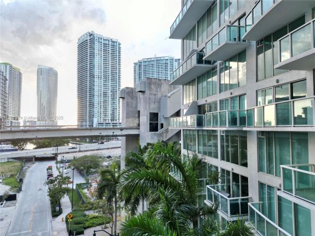 Apartment for sale  Unit #406 - photo 5963625