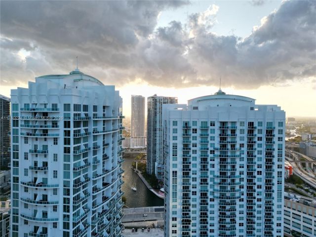 Apartment for sale  Unit #406 - photo 5963626