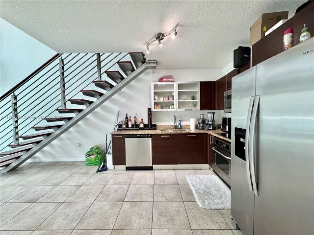 Apartment for sale  Unit #406 - photo 5963635