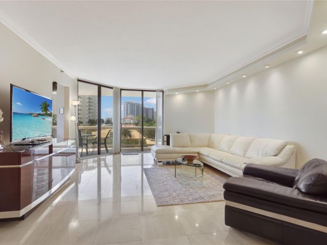 Apartment for sale  Unit #510 - photo 5906986