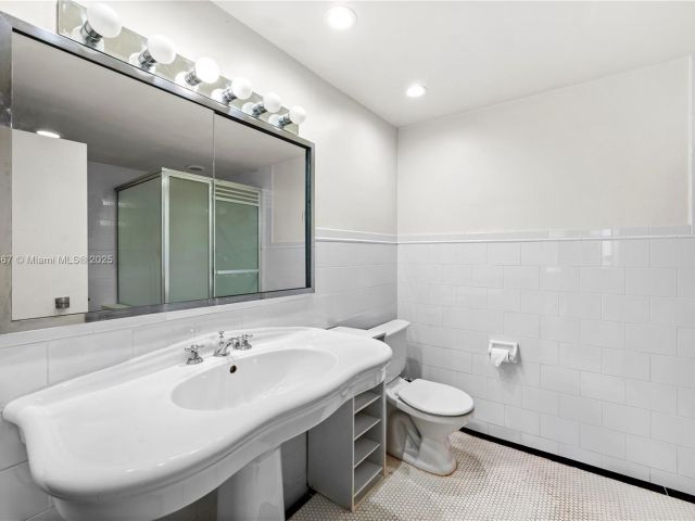 Apartment for sale  Unit #11A - photo 5905690