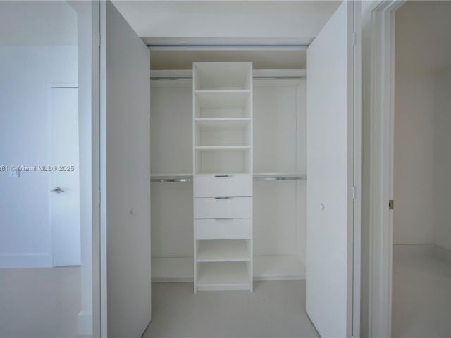 Apartment for sale  Unit #4-1904 - photo 6120839