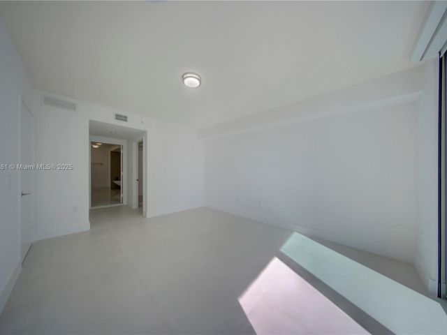 Apartment for sale  Unit #4-1904 - photo 6120845