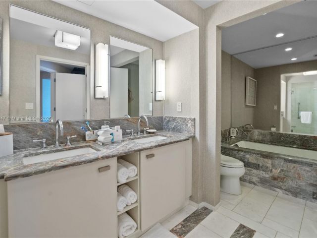 Apartment for sale  Unit #H1705 - photo 5896405