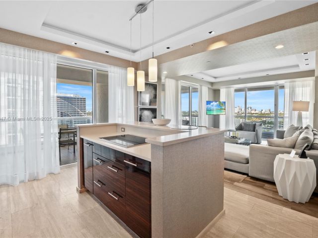 Apartment for sale  Unit #H1705 - photo 5896412