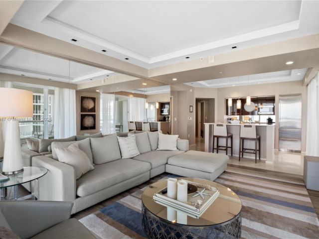 Apartment for sale  Unit #H1705 - photo 5896420