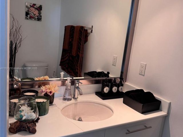 Apartment for sale  Unit #4410 - photo 5922509