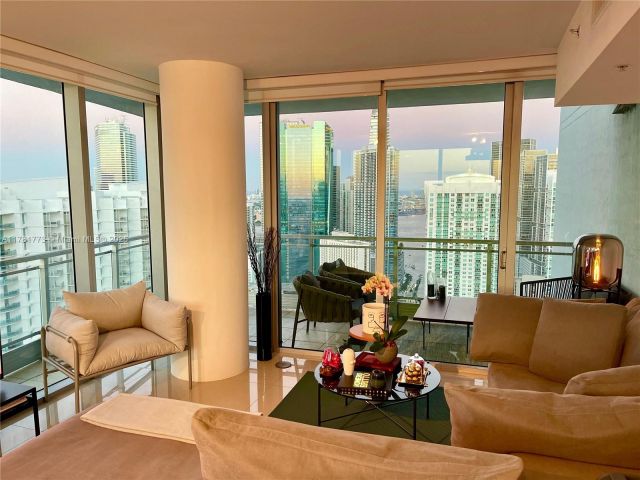 Apartment for sale  Unit #4410 - photo 5922512