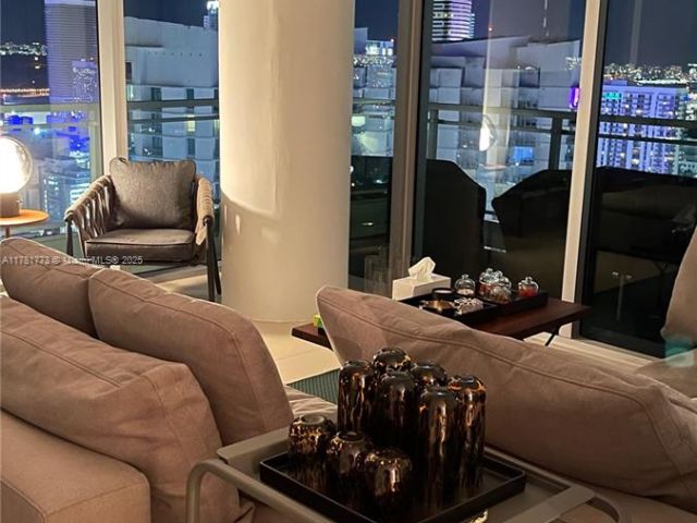 Apartment for sale  Unit #4410 - photo 5922513