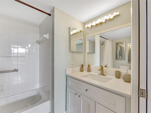 Apartment for rent  Unit #9503 - photo 5908878