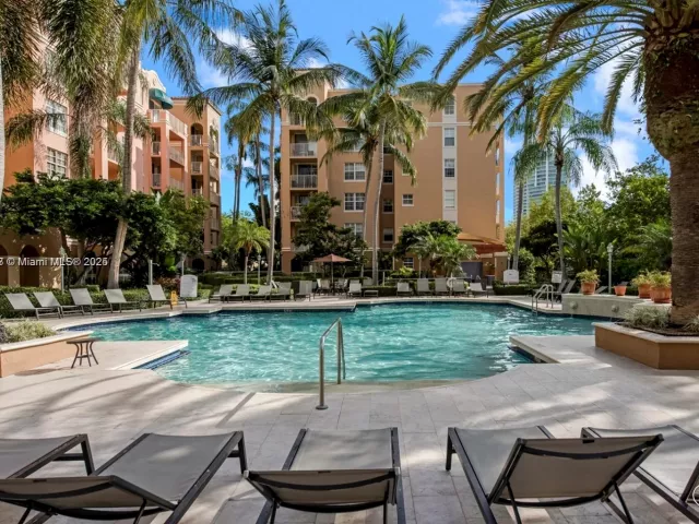 2-bedroom condo for rent in Aventura - 19501 E Country Club Dr 9503 - MondialRealty