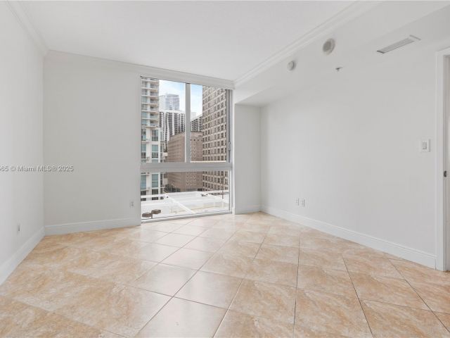 Apartment for rent  Unit #1214 - photo 5960275