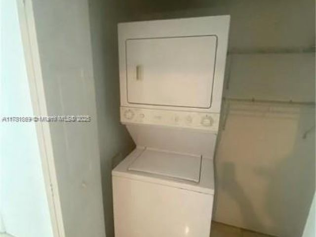 Apartment for sale  Unit #409 - photo 5925182