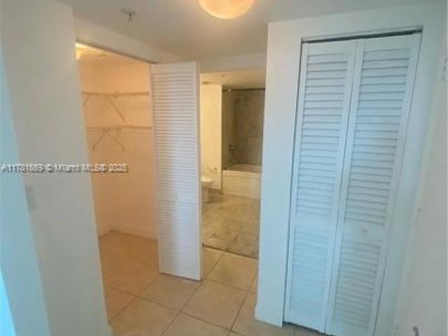 Apartment for sale  Unit #409 - photo 5925187