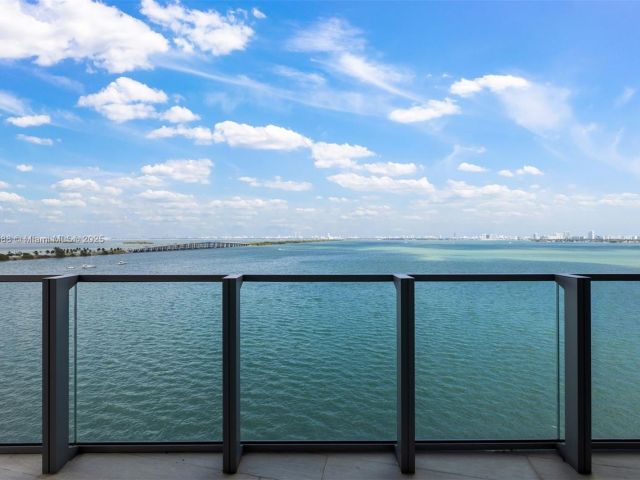 Apartment for rent  Unit #1002 - photo 7491251