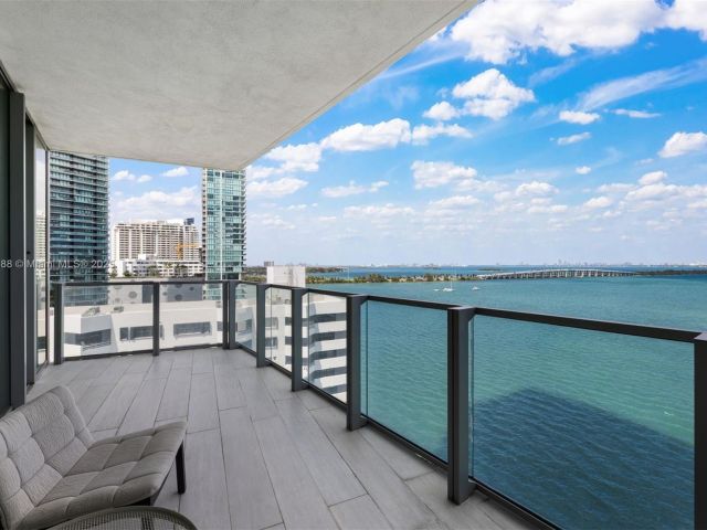 Apartment for rent  Unit #1002 - photo 7491257