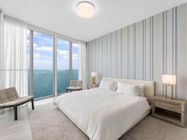 Apartment for rent  Unit #1002 - photo 7491265