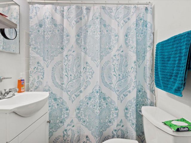 Home for sale at 1504 N Sapodilla Avenue - photo 5865631