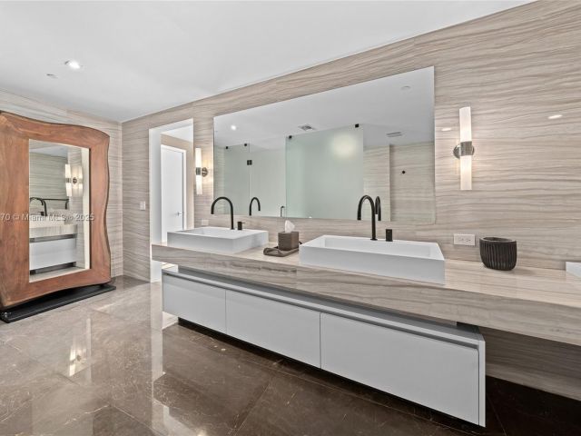 Apartment for sale  Unit #N206 - photo 5871463