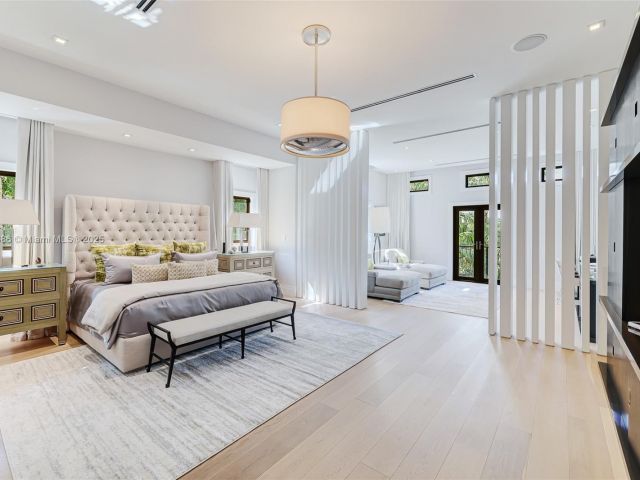 Home for sale at 555 Arvida Pkwy - photo 5889161