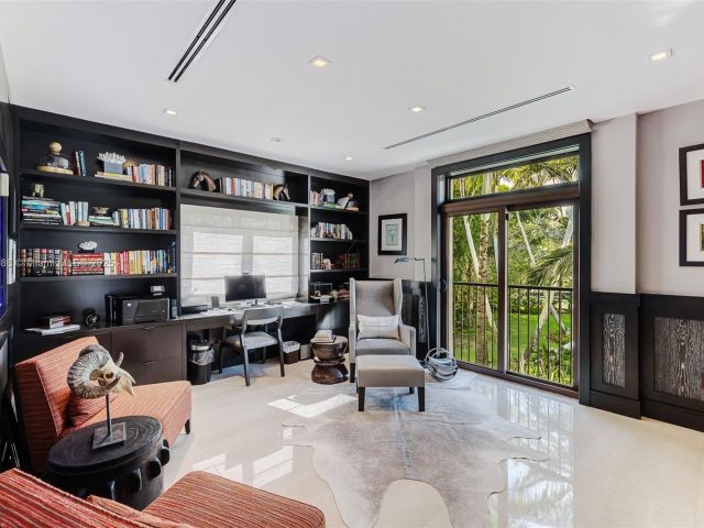 Home for sale at 555 Arvida Pkwy - photo 5889163