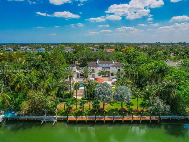 Home for sale at 555 Arvida Pkwy - photo 5889170