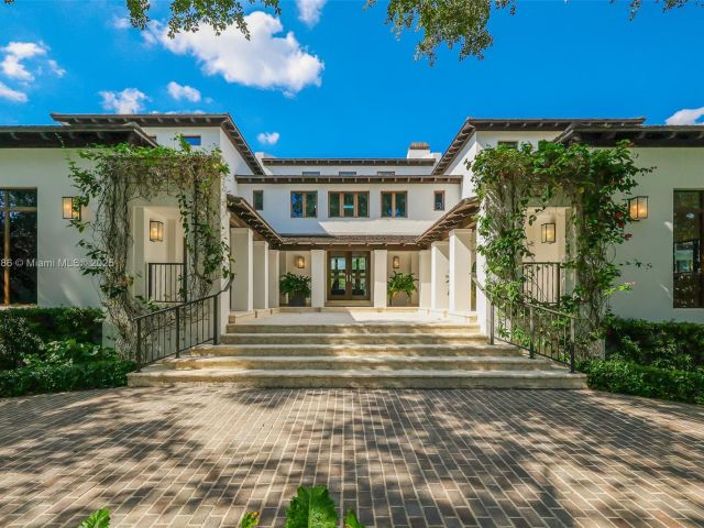 Home for sale at 555 Arvida Pkwy - photo 5889176