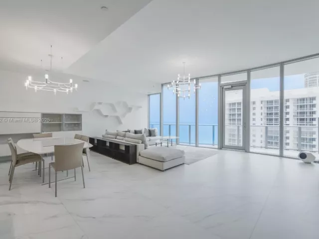 Apartment for sale  Unit #1703 - photo 6456492