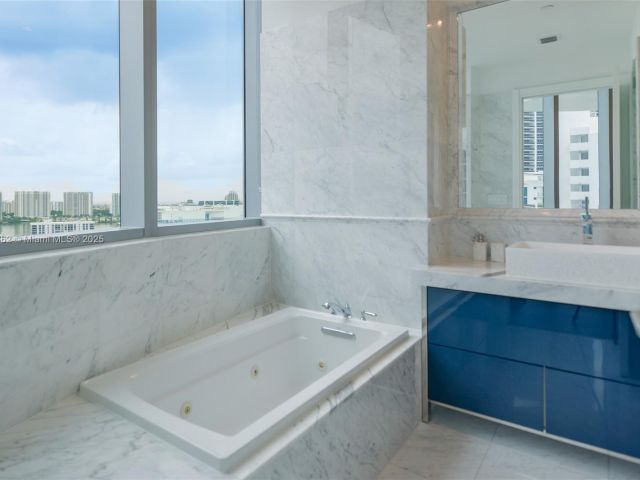 Apartment for sale  Unit #1703 - photo 6456485