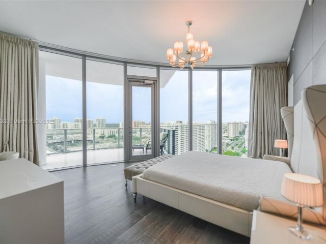 Apartment for sale  Unit #1703 - photo 6456486