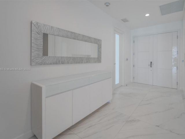 Apartment for sale  Unit #1703 - photo 6456491