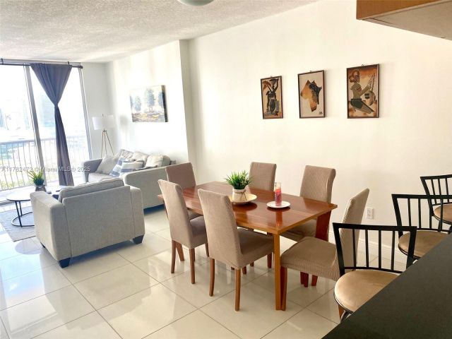 Apartment for sale  Unit #3106 - photo 5927295